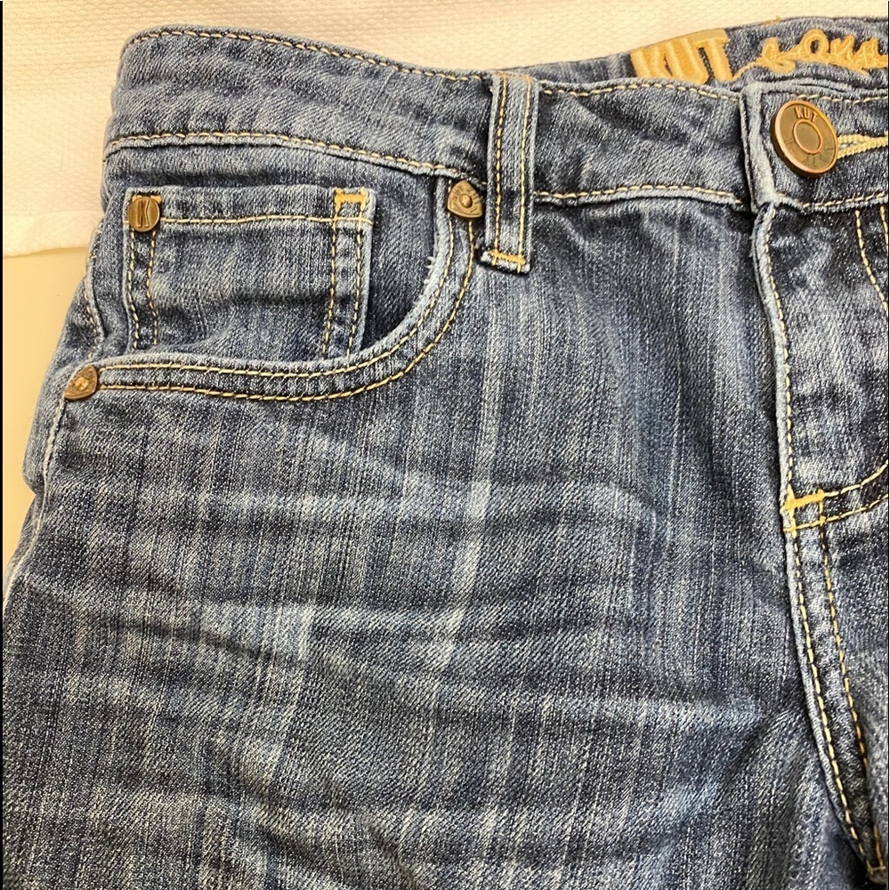 Kut from the Kloth Catherine Boyfriend Short Sz 2 - Picture 7 of 8